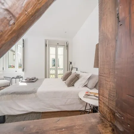 בית הארחה Bairro House Charming ליסבון