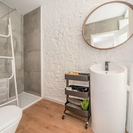 Bairro House Charming בית הארחה