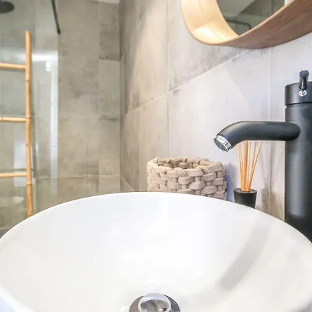 Bairro House Charming בית הארחה