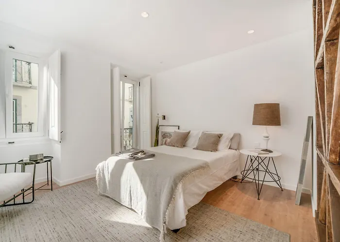 Bairro House Charming 4*