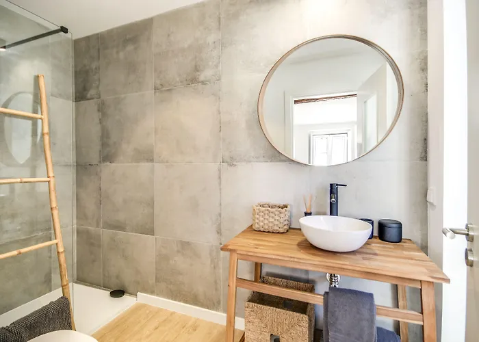 Bairro House Charming 4*